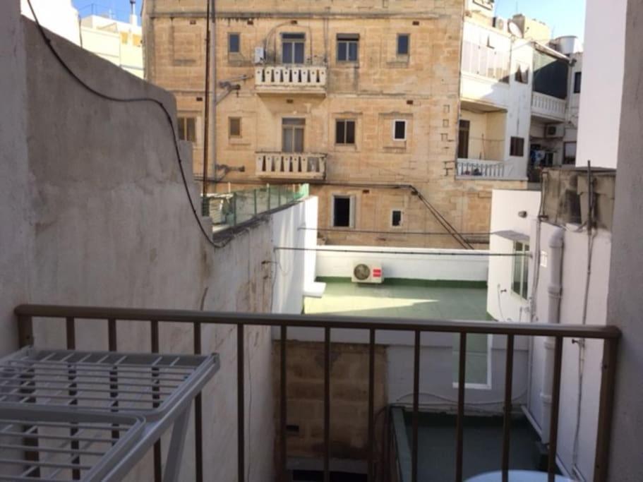Gzira / Sliema Wifi & Ac ! Great Value & Location Lejlighed Eksteriør billede